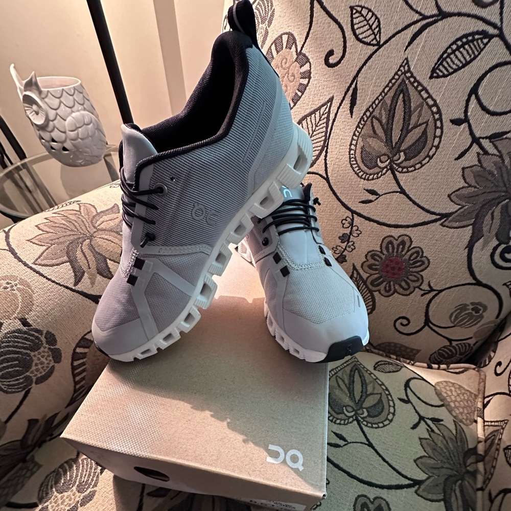 OnCloud 6 Waterproof Athletic Sneaker